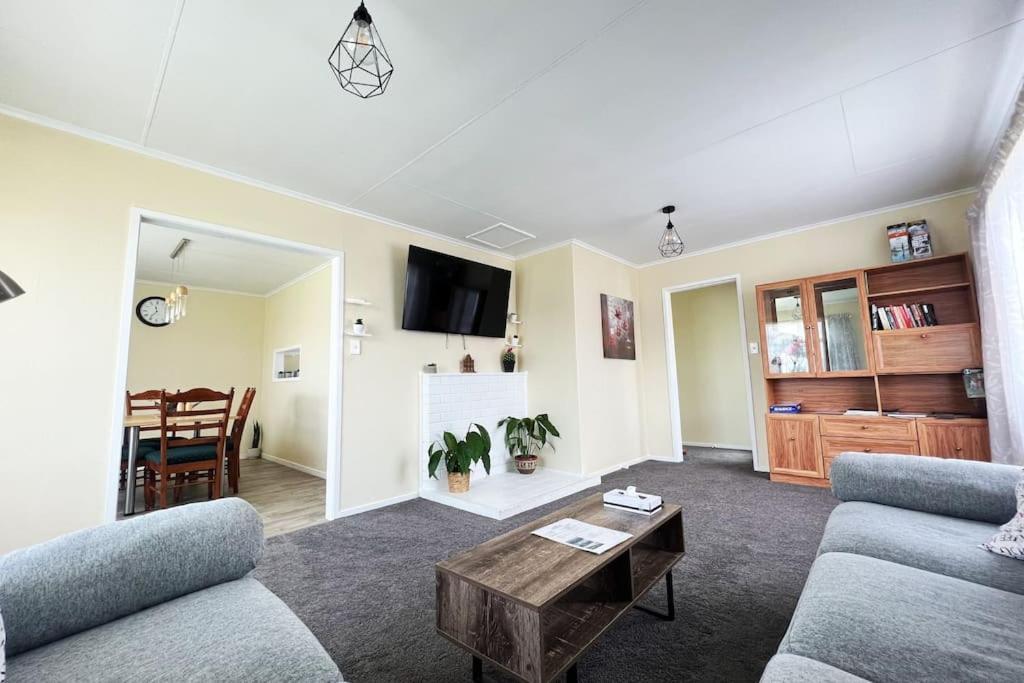 Spacious 3 Bedroom Near Skyline-5 Min Walk Rotorua Exterior foto